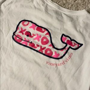Vineyard Vines Valentine Tshirt.  Small.